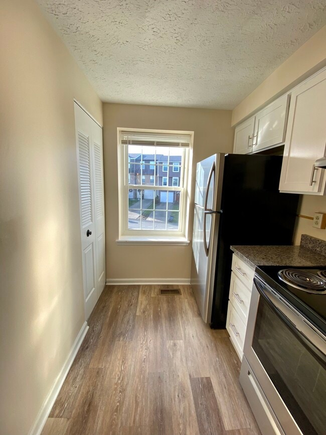 Building Photo - 307 Fawn Trl