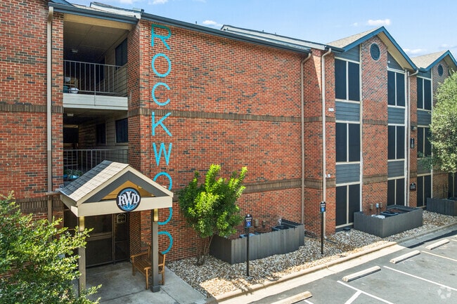 Building Photo - Rockwood Apartments