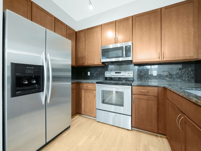 Foto del edificio - 2 Bed and 2 Bath Luxury Condo in Bellevue ...