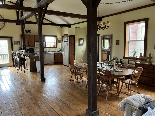 Kitchen, Dining Area - Furnished - 5970 Mount Eden Rd