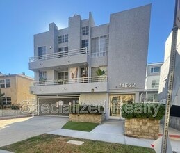 Building Photo - 14562 Dickens St