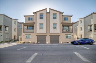 Building Photo - 7003 Crimson Shadow St