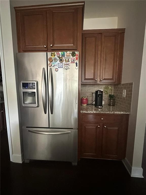 Foto del edificio - 630 Glenish CT