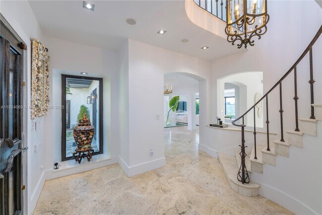 Foto del edificio - 5328 N Bay Rd