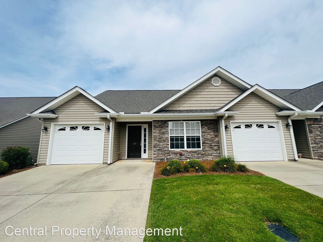 Primary Photo - 3 br, 3 bath House - 107 Shalom Drive