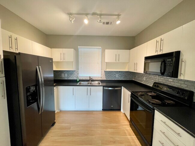 Second floor kitcken - 11203 Ranch Road 2222