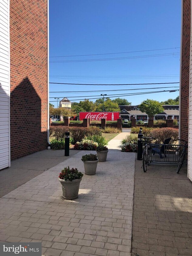 Primary Photo - 936 Bay Ridge Ave