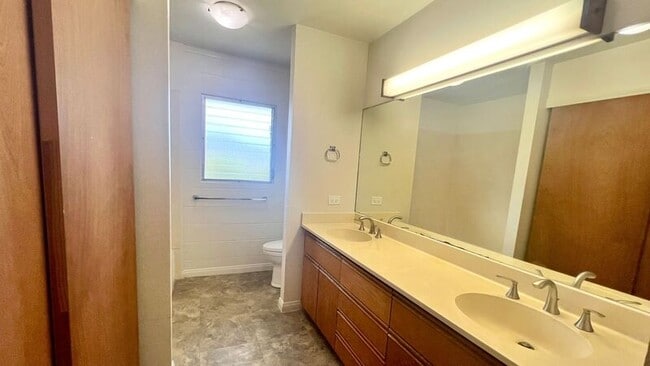 Building Photo - 45-436-436 Ihilani St