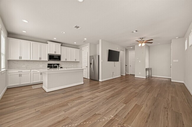 Building Photo - 3118 Cloud Forest Ln