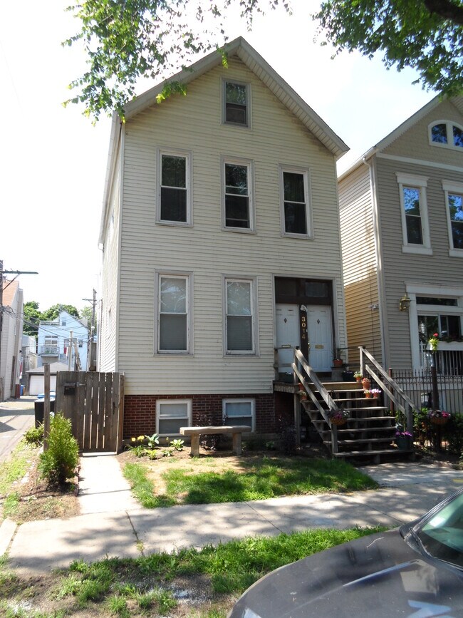 Foto del edificio - 3014 N Clifton Ave