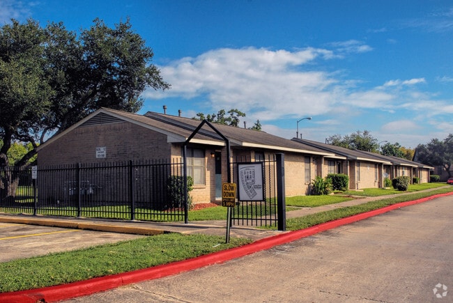 Long Drive Apartments Houston Tx Long Drive Apartments Houston Tx