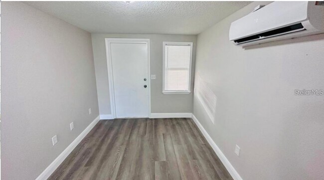 Building Photo - Available for move-in on September 5th.