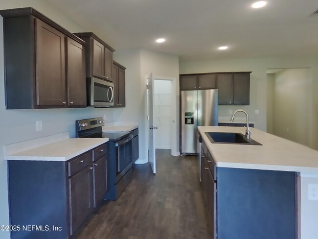 Building Photo - 15669 Palfrey Chase Dr