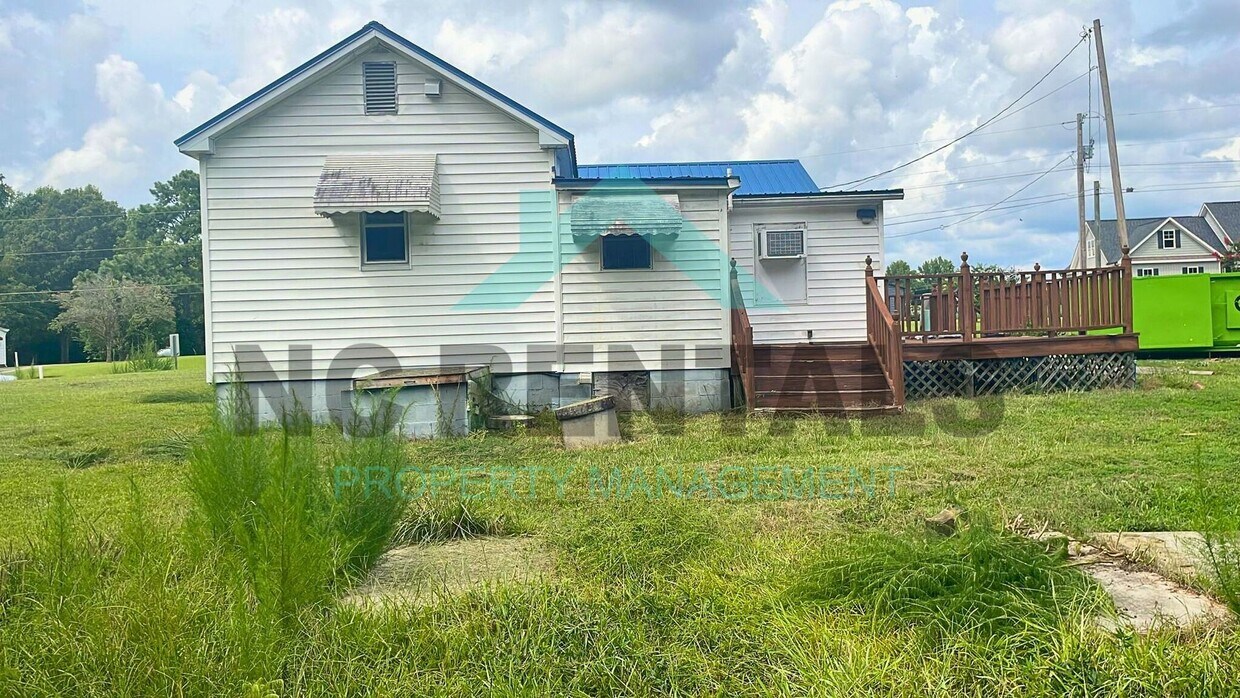 Building Photo - UNDER RENOVATION: Beautiful home with 1-Be...