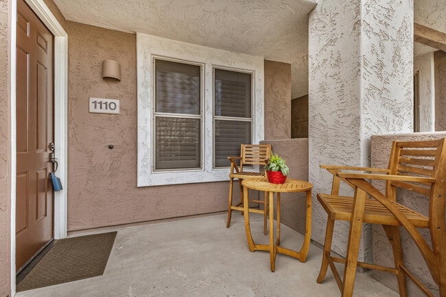 Building Photo - 15221 N Clubgate Dr