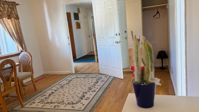 Foto del edificio - 1377 Fallen Leaf Dr