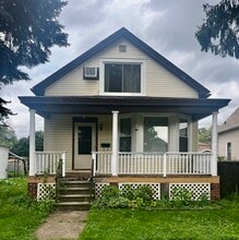 Building Photo - 12631 Elm St