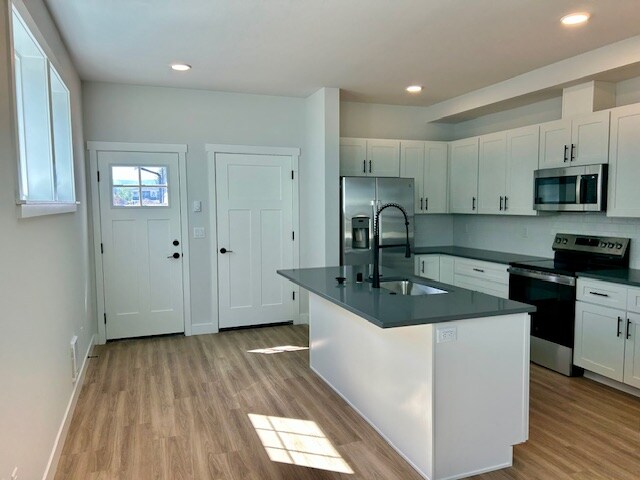 Foto del edificio - 518 E Sunset Dr