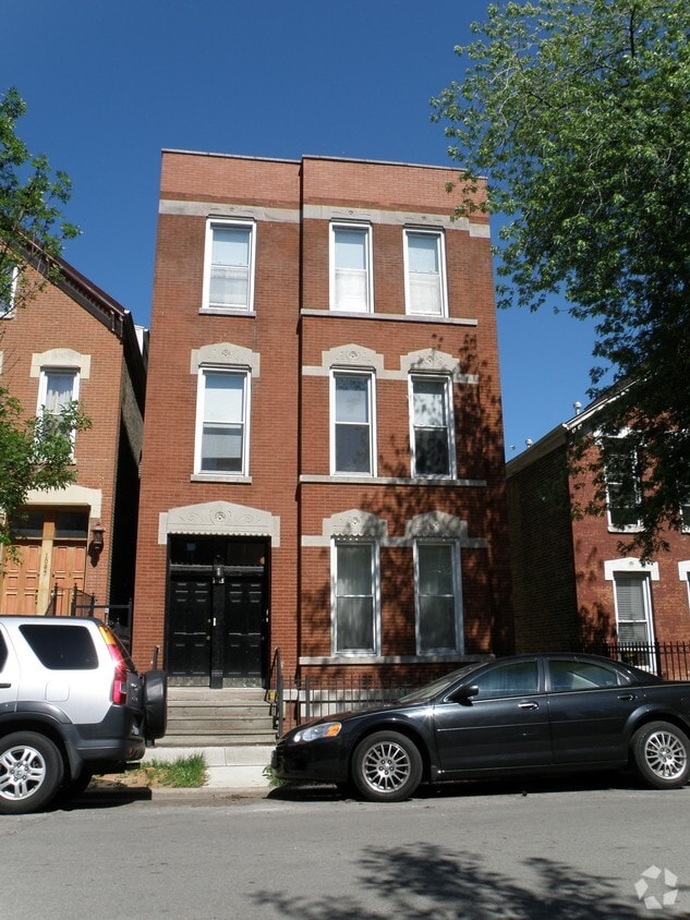 Building Photo - 1085 N Paulina St