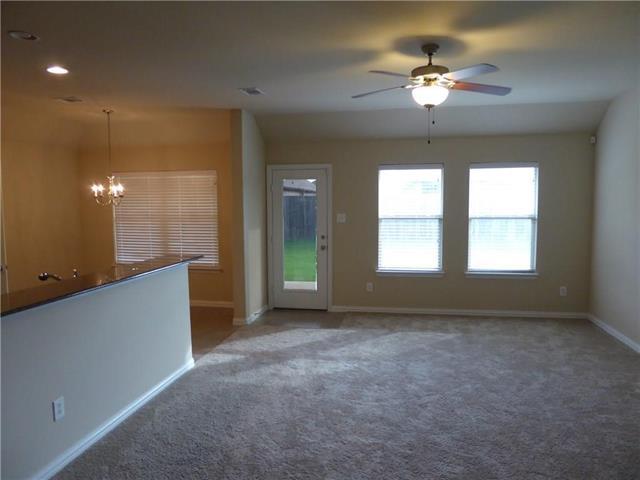 Foto del edificio - 2109 Sun Creek Dr