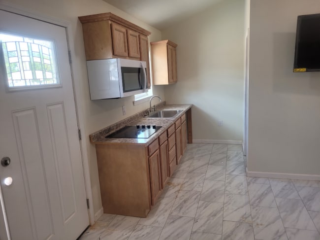 Photo - 16185 MS-603 Apartment