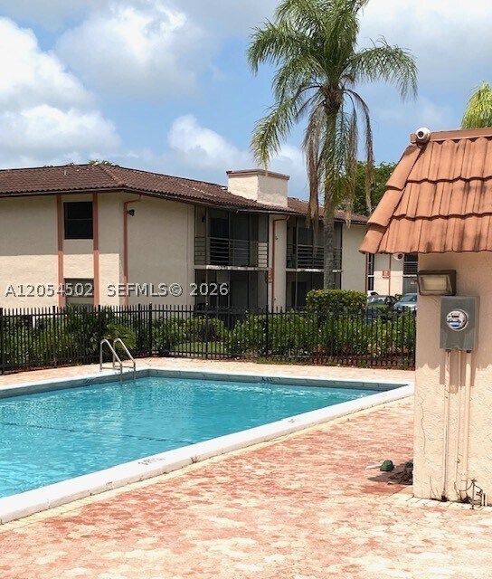 Foto del edificio - 871 NE 207th Terrace