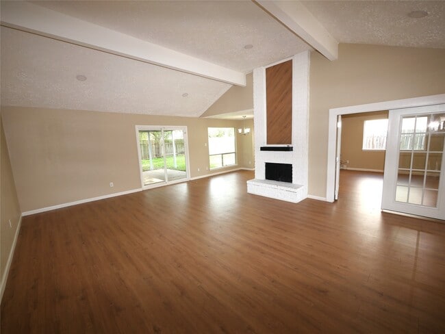 Foto del edificio - 6826 Addicks Clodine Rd