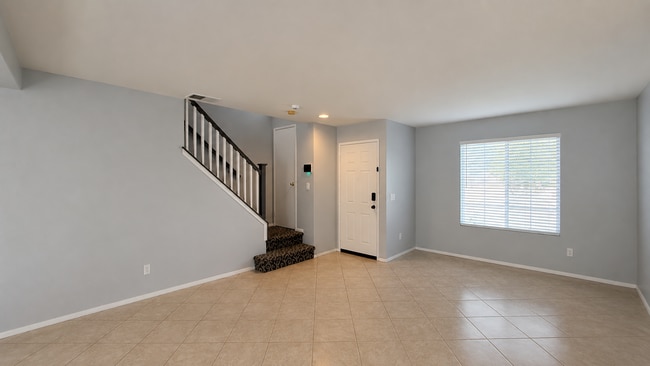 Building Photo - 45719 Caledonia Ct
