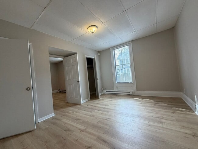 Building Photo - 1307 Forest Ave