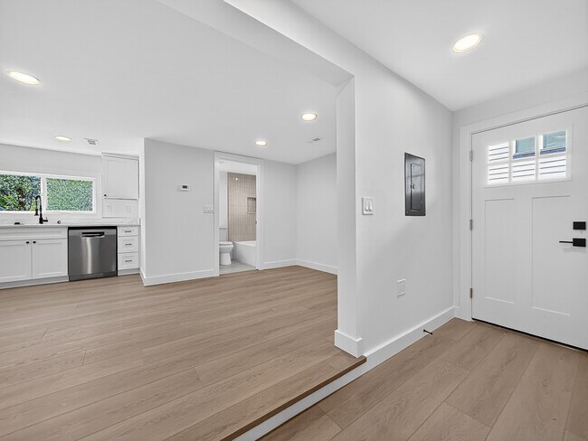 Foto del edificio - 13337 30th Ave NE