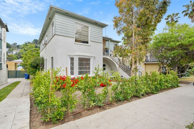 Foto del edificio - 1826 W Silver Lake Dr