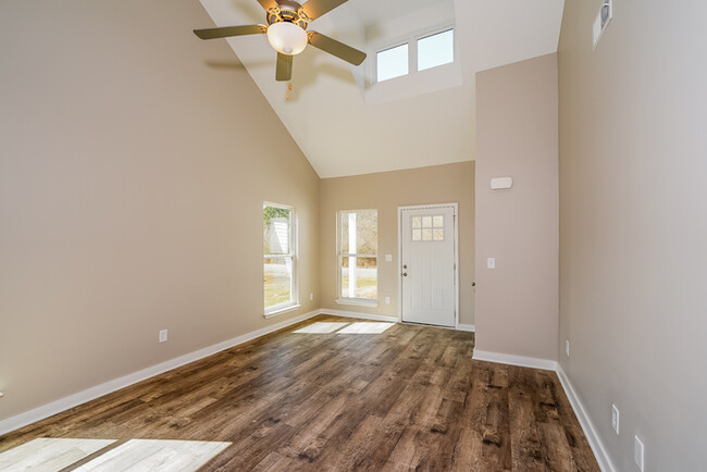 Building Photo - 10 Willowridge Lane