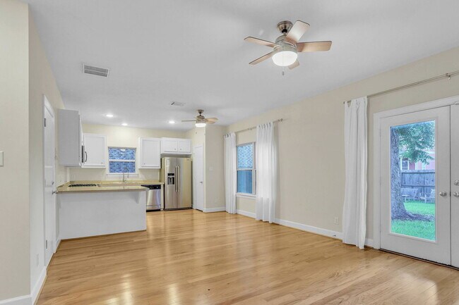 Foto del edificio - 919 E 36th St