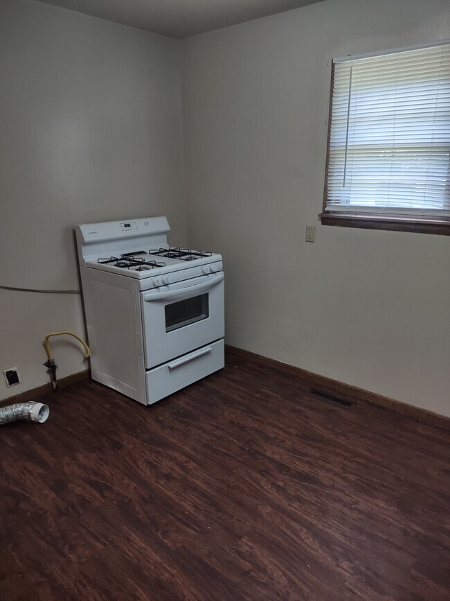 Foto del edificio - 3126 W Madison St