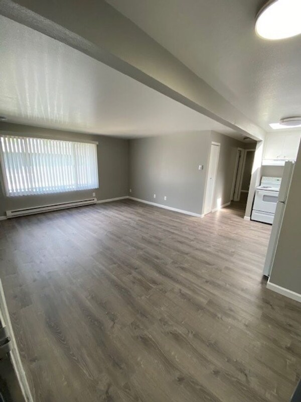 Foto del edificio - 122 Lilly Rd NE