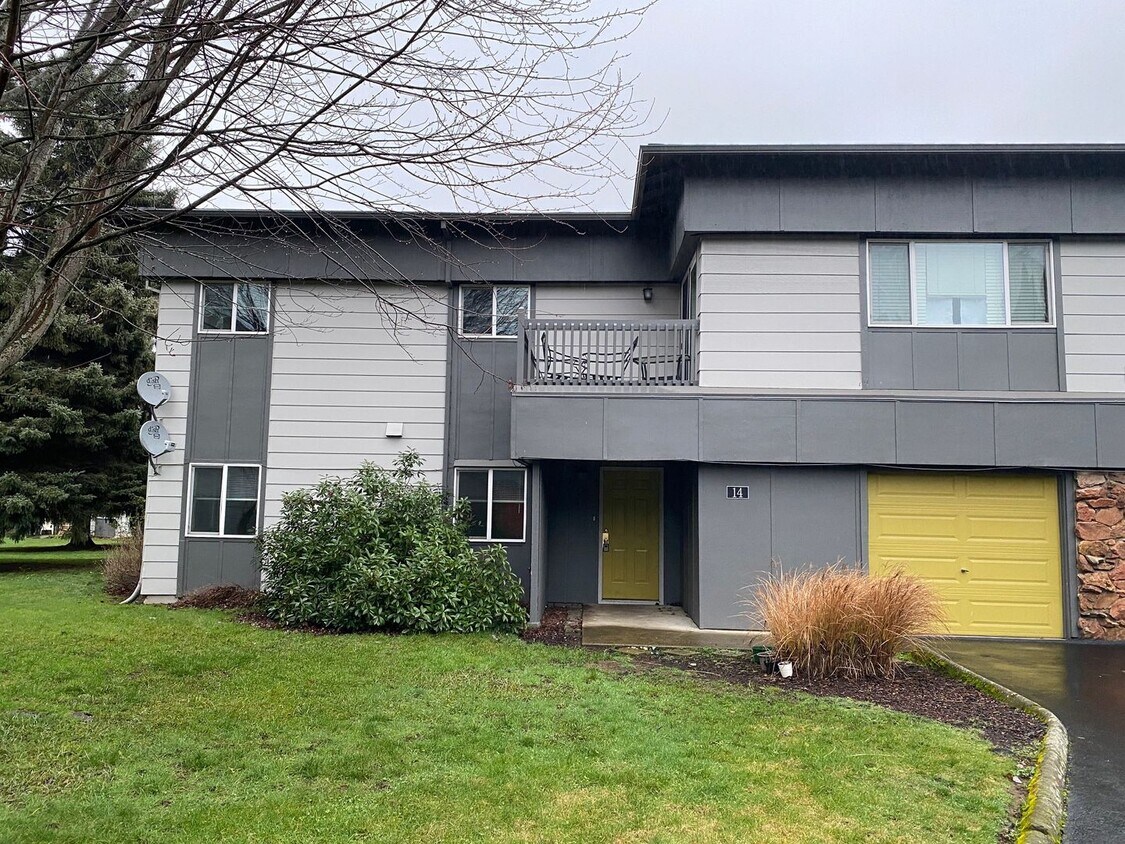 Foto principal - 3 Bedroom Condo for Rent - Hood River