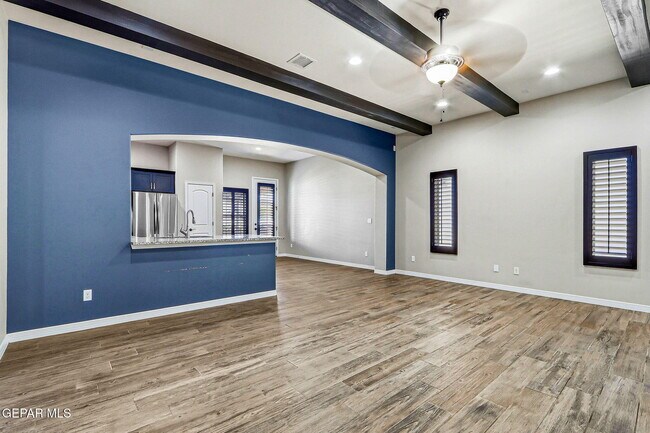 Building Photo - 782 Lemington St
