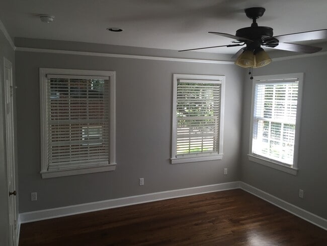 Building Photo - 2556 Boyd Ave