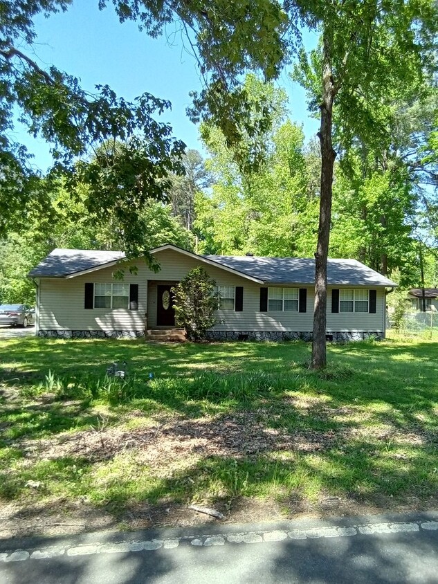 Primary Photo - HAUGHTON