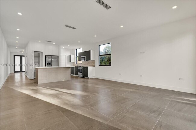 Foto del edificio - 2772 SW 34th Ave