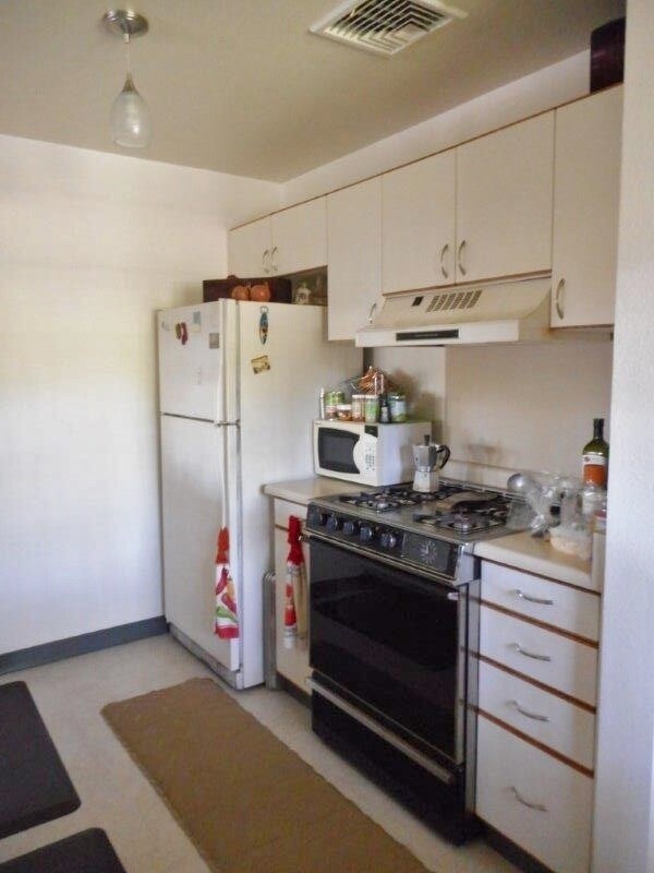 Building Photo - Westloch Fairway Townhouse - 1 bedroom, 1 ...