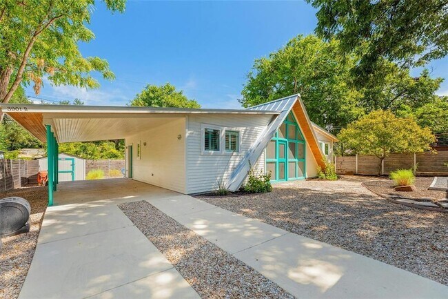 Foto del edificio - 3901 Cherrywood Rd
