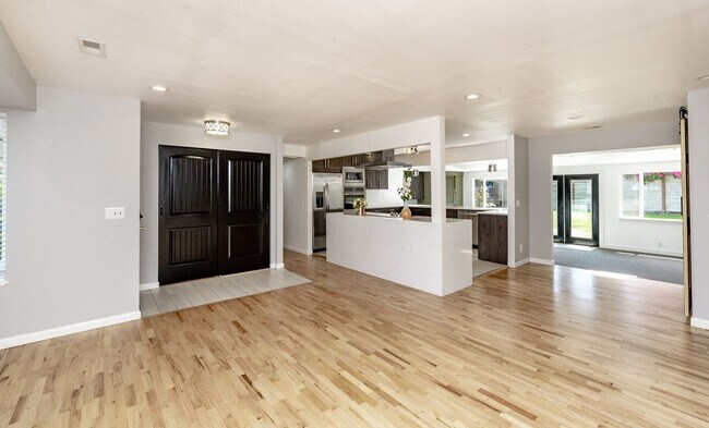 Foto del edificio - 5914 N 32nd St