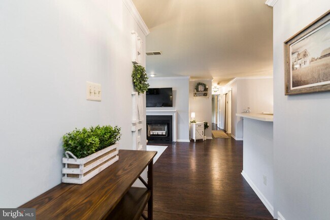Foto del edificio - 7511 Ashby Ln