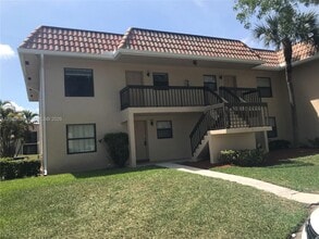 Building Photo - 6796 Palmetto Cir S