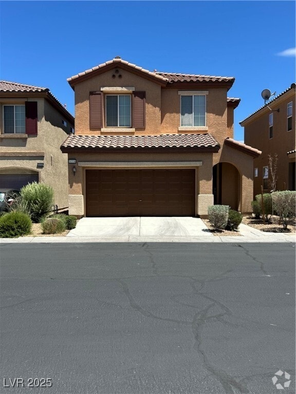 Building Photo - 10536 La Campana St