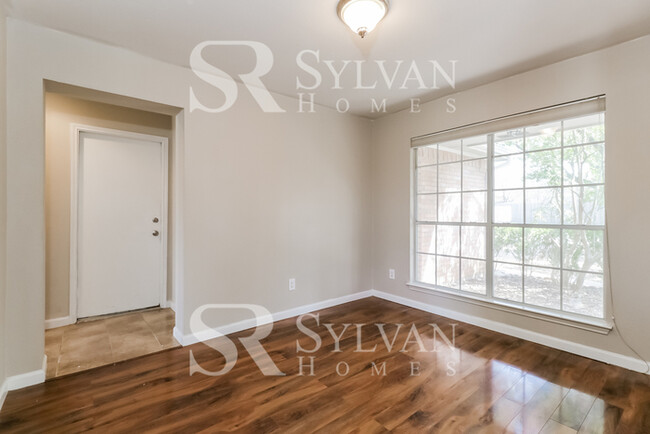 Building Photo - Enjoy living the good life in this 3 bedro...
