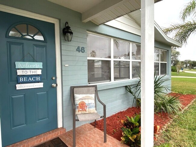 Foto del edificio - Adorable Beachside Bungalow!