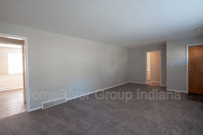 Building Photo - 5905 Nash Ln