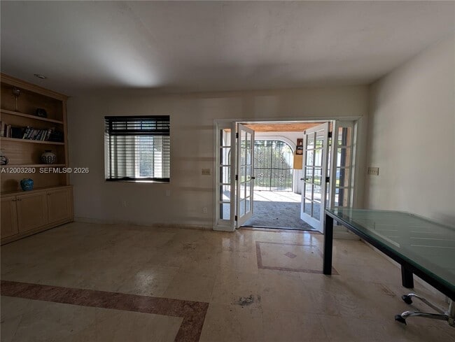 Foto del edificio - 1900 NE 186th Dr